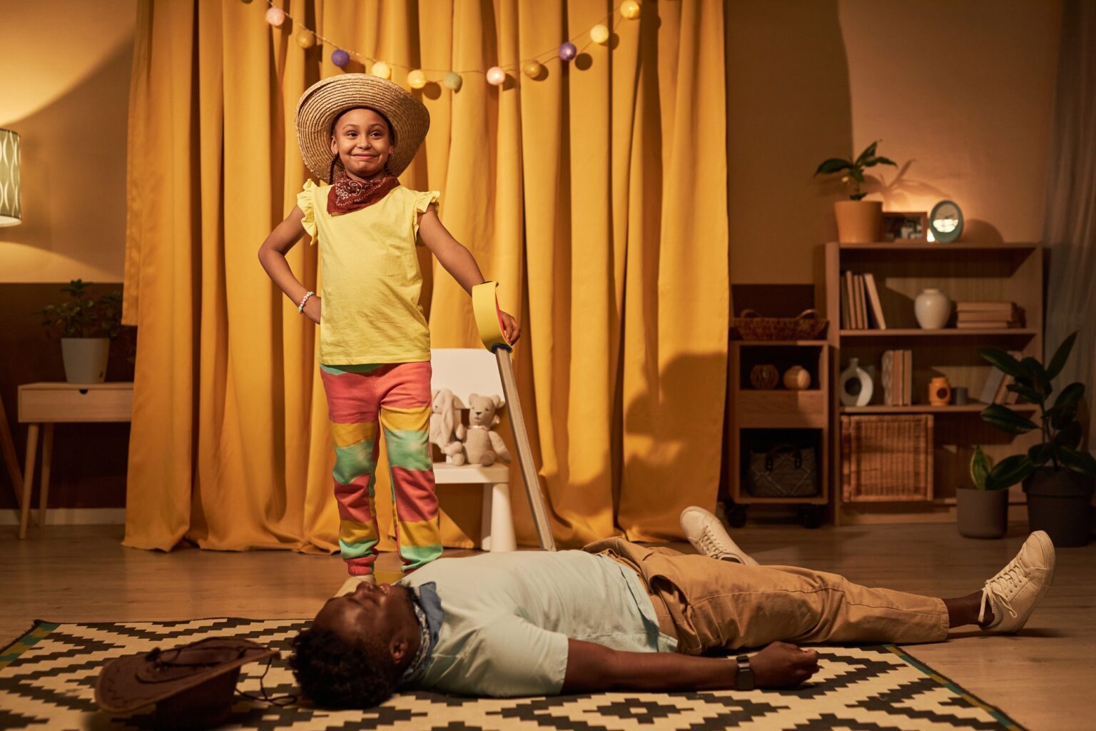 Analyse des meilleurs personnages méchants de Jujutsu Kaisen : qui est le plus fort ? Black little girl defeating villain on stage