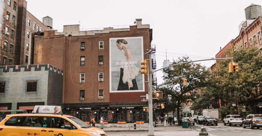 découvrez les enjeux des attaques ddos, leurs impacts sur les infrastructures numériques et les solutions pour s'en protéger. apprenez à sécuriser votre site web contre ces menaces croissantes.