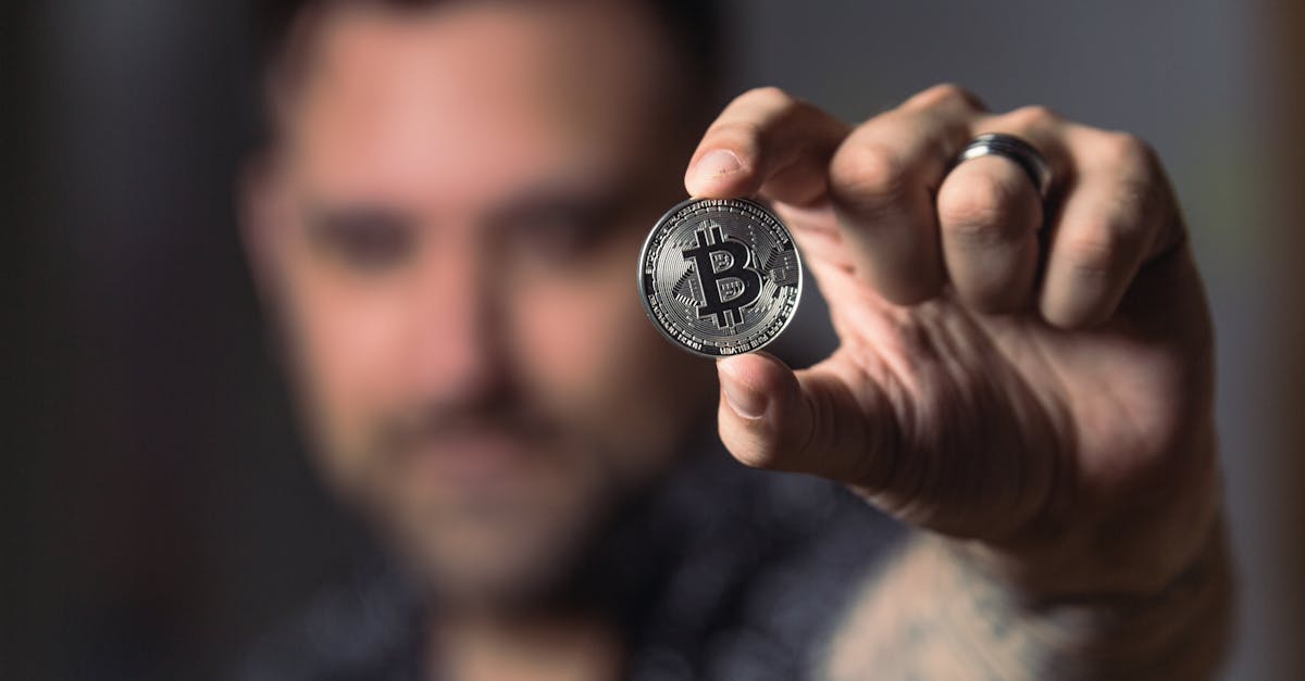 découvrez tout sur l'extraction de bitcoin : son fonctionnement, les équipements nécessaires, la rentabilité et les meilleures pratiques pour débuter le minage de cryptomonnaies.