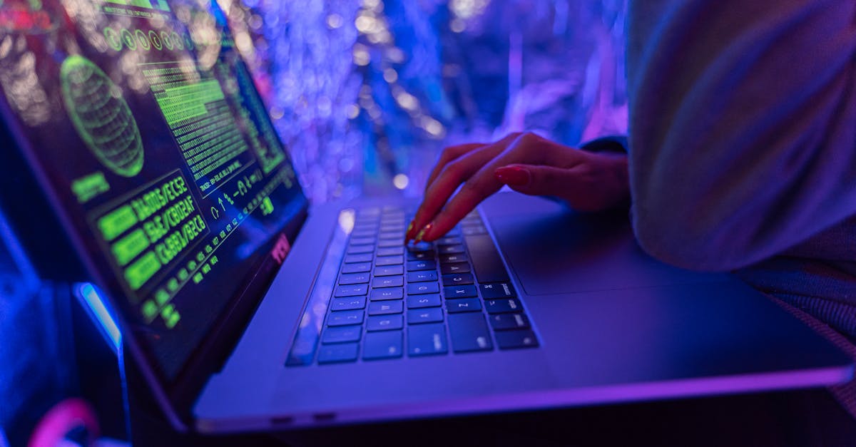 découvrez tout sur les pare-feux : leur fonctionnement, les différents types et comment ils protègent votre réseau contre les menaces en ligne. protégez vos données avec des solutions de sécurité adaptées.