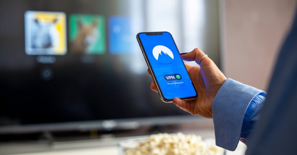 découvrez les différences essentielles entre un proxy et un vpn. apprenez à choisir la solution idéale pour protéger votre vie privée en ligne et accéder à des contenus géo-restreints en toute sécurité.