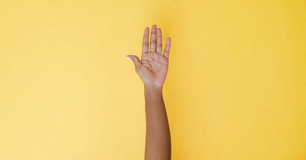 découverte de l’authentification unique (SSO) : simplifier l’accès à vos services en ligne découvrez le concept du single sign-on (sso), une solution d’authentification unique permettant d’accéder facilement et en toute sécurité à plusieurs applications avec un seul identifiant. simplifiez la gestion des accès et améliorez l’expérience utilisateur.