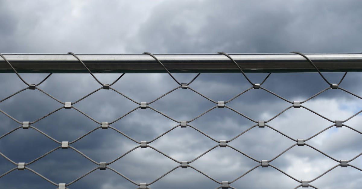découvrez comment renforcer la sécurité de vos données et applications dans le cloud grâce à des stratégies et des solutions innovantes en cloud security. protégez votre entreprise contre les cybermenaces et assurez la conformité de vos opérations en ligne.