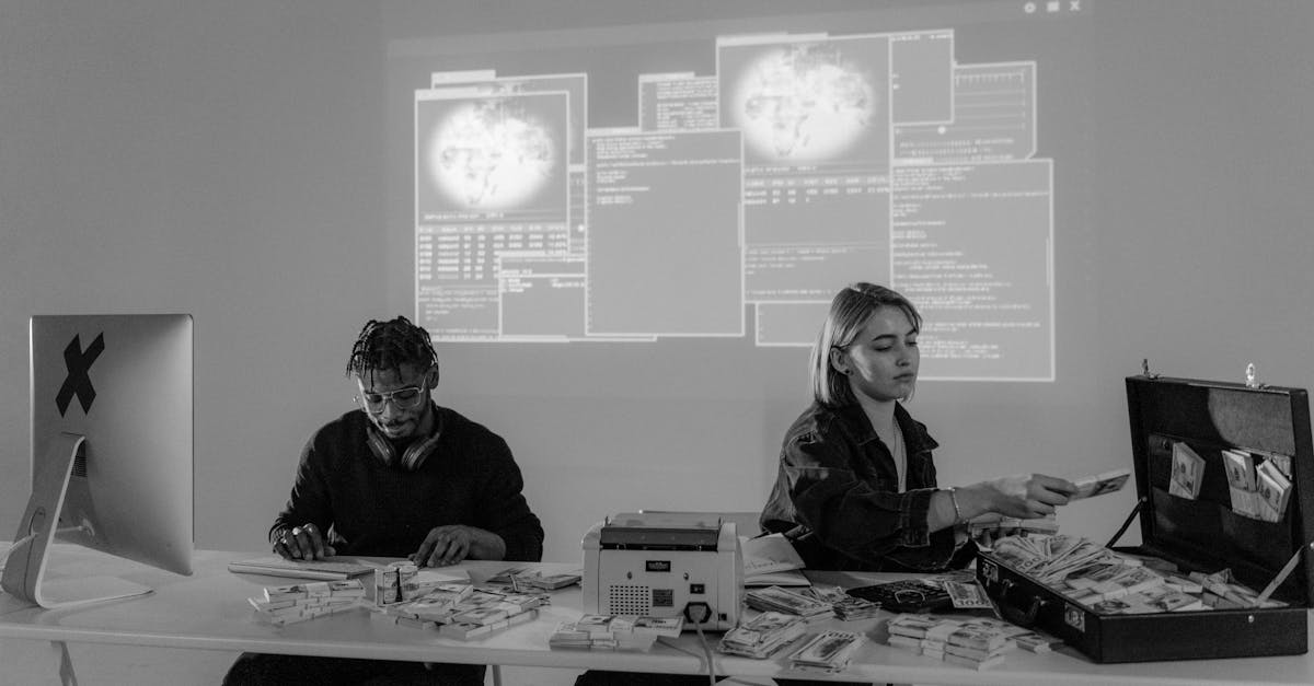 découvrez comment les opérations de sécurité protègent vos systèmes informatiques en assurant la surveillance, la détection des menaces et la réponse rapide aux incidents pour renforcer la résilience de votre entreprise.