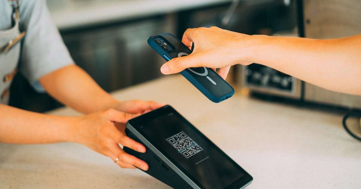 découvrez le security service edge (sse), une solution innovante qui combine sécurité réseau et protection des données dans le cloud pour garantir une défense optimale de votre entreprise contre les menaces numériques.